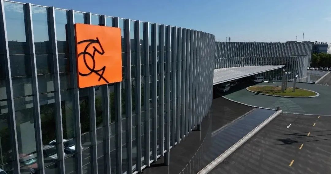 投資10億，打造建筑鋼品行業(yè)首座數(shù)字化標(biāo)桿工廠 實(shí)業(yè)投資的戰(zhàn)略新篇章